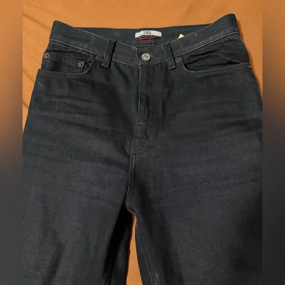 💥4/$20 Zara Womens Black Straight Jeans *Great condition*!!! - Picture 2 of 5